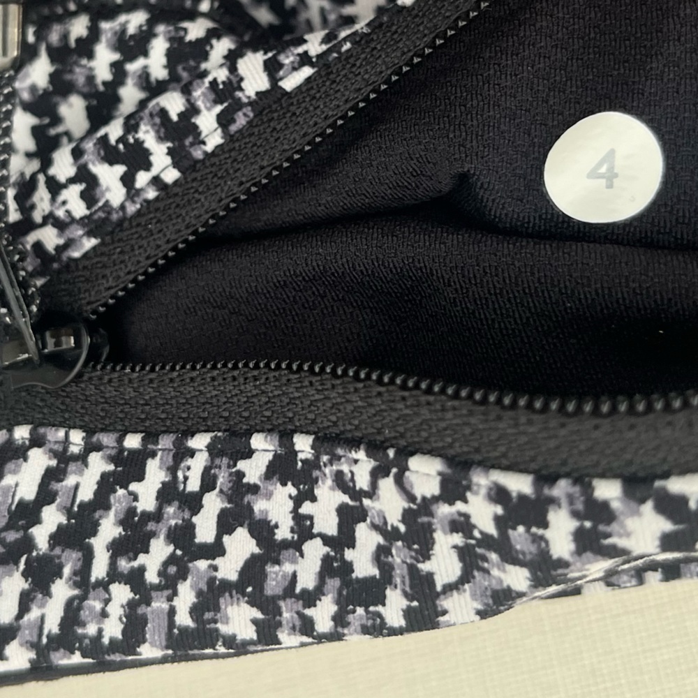 Lululemon Pace Rival Crop Tight - Picture 6 of 6